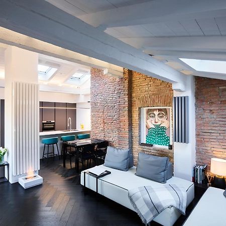 Oberdan Suite Appartamento Nel Cuore Di Болонья Экстерьер фото